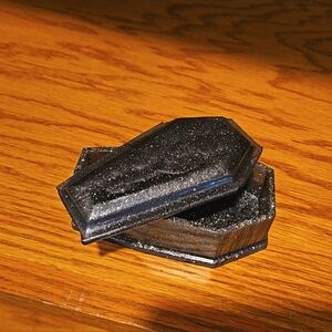 Coffin trinket box
